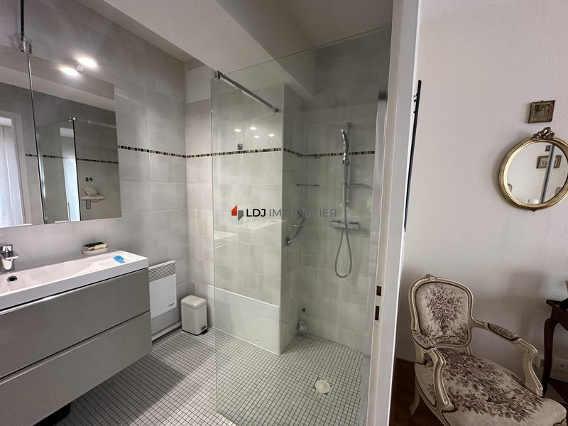 Appartement - 108 m² - 4 pièces