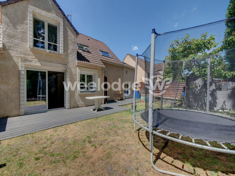 Maison - 110 m² - 6 pièces