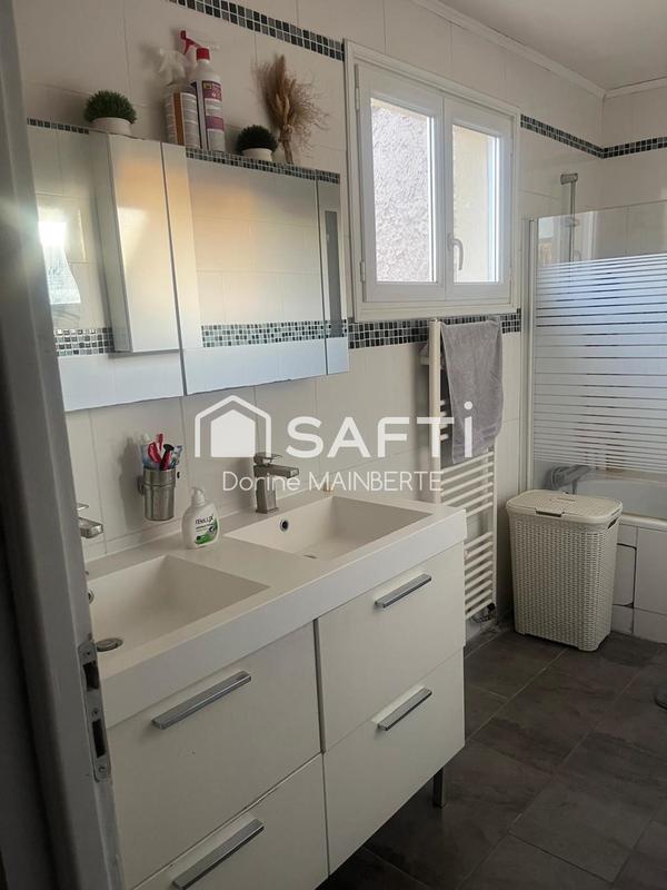 Maison - 200 m² - 6 pièces