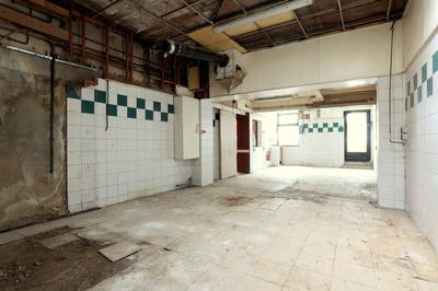 Local commercial - 369 m² - 14 pièces