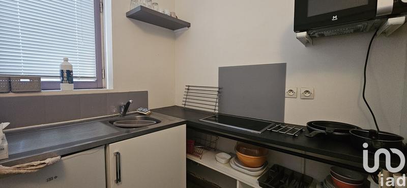 Studio - 25 m² - 1 pièce