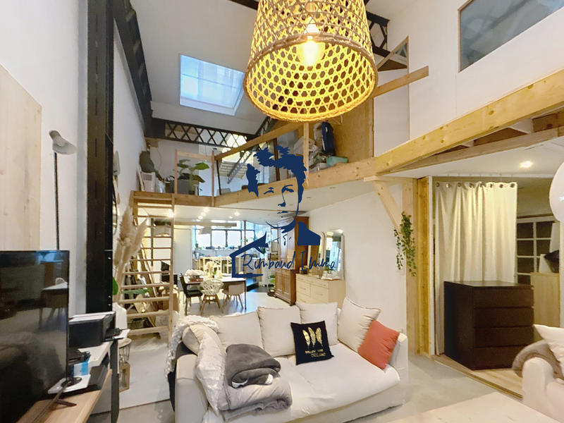 Local d'activités - 326 m²