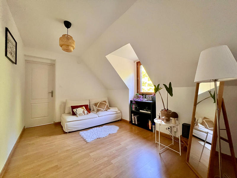 Maison - 167 m² - 6 pièces