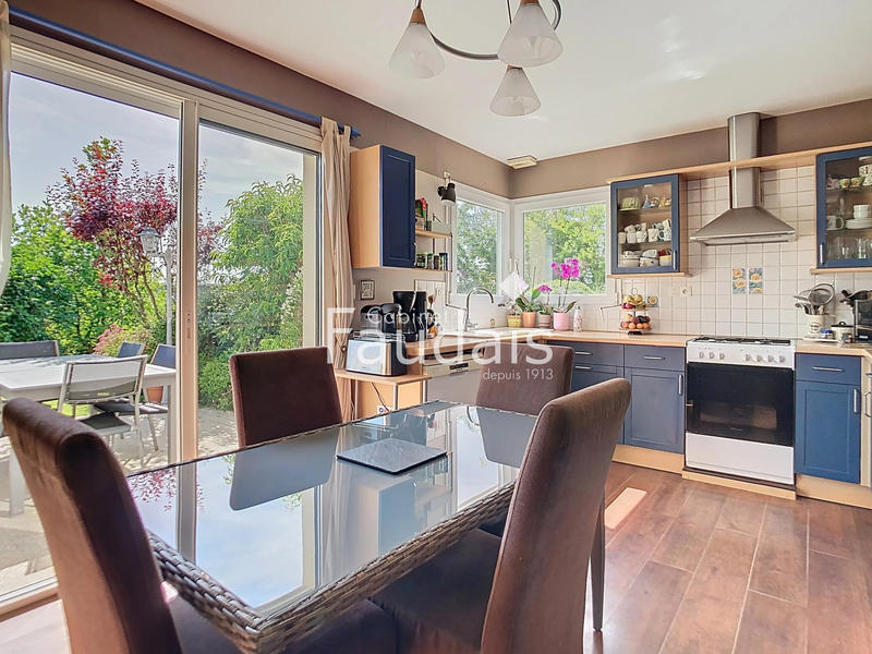 Maison - 150 m² - 7 pièces