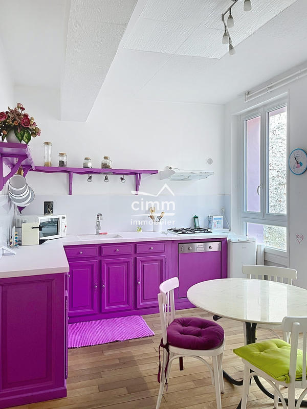 Maison traditionnelle - 159 m² - 4 pièces