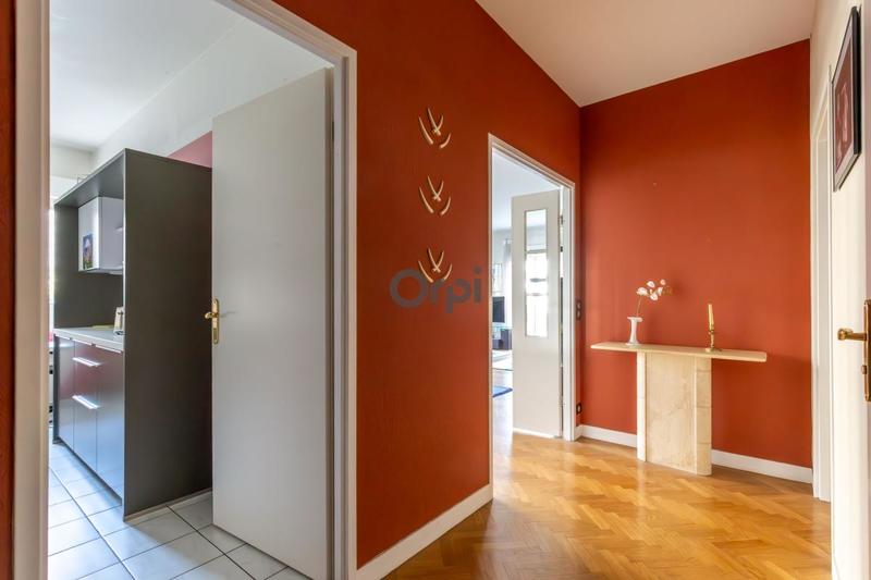 Appartement - 93 m² - 4 pièces