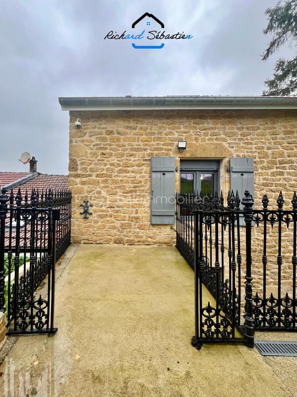 Maison en pierre - 98 m² - 5 pièces