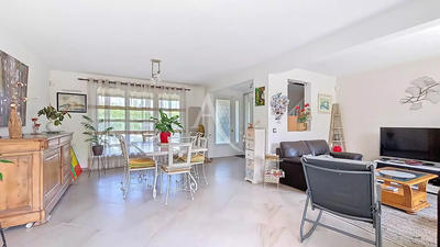 Maison - 170 m² - 7 pièces