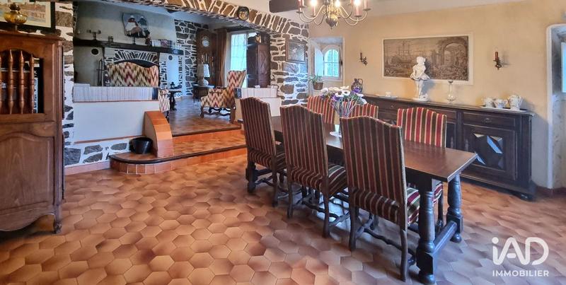 Maison - 180 m² - 4 pièces