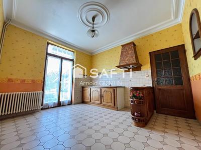 Maison - 139 m² - 6 pièces