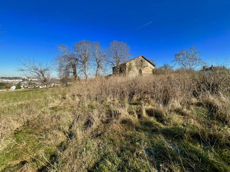 Maison - 300 m² - 1 pièce