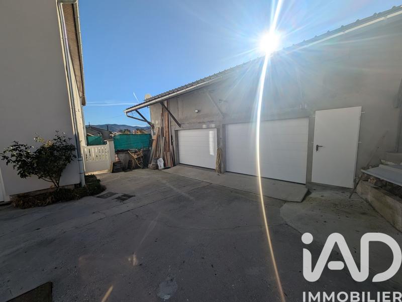 Maison - 165 m² - 10 pièces