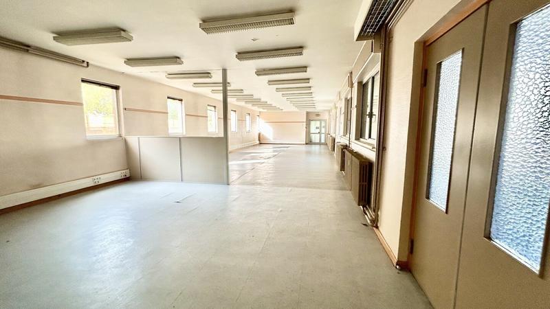 Fonds de commerce - Local d'activité / Entrepôt - 320 m²