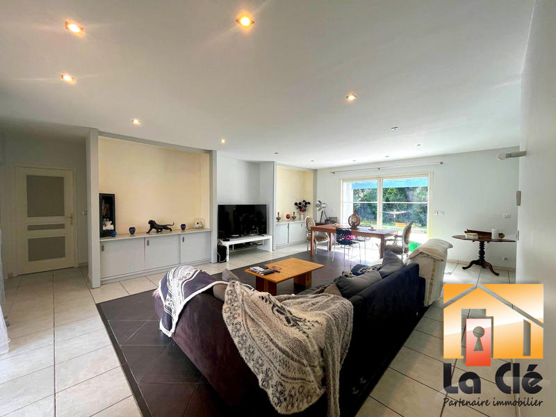 Maison contemporaine - 167 m² - 5 pièces