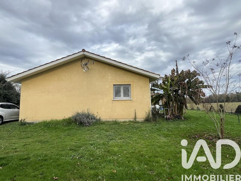 Maison - 93 m² - 4 pièces