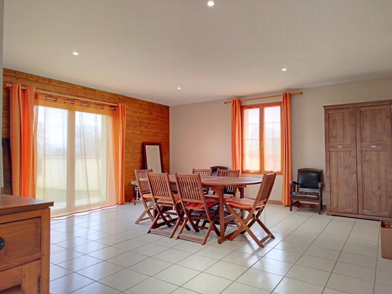 Maison - 150 m² - 4 pièces