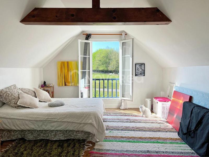 Propriété - 683 m² - 18 pièces