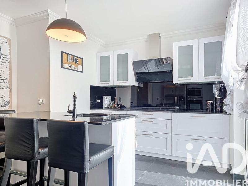 Maison - 170 m² - 7 pièces