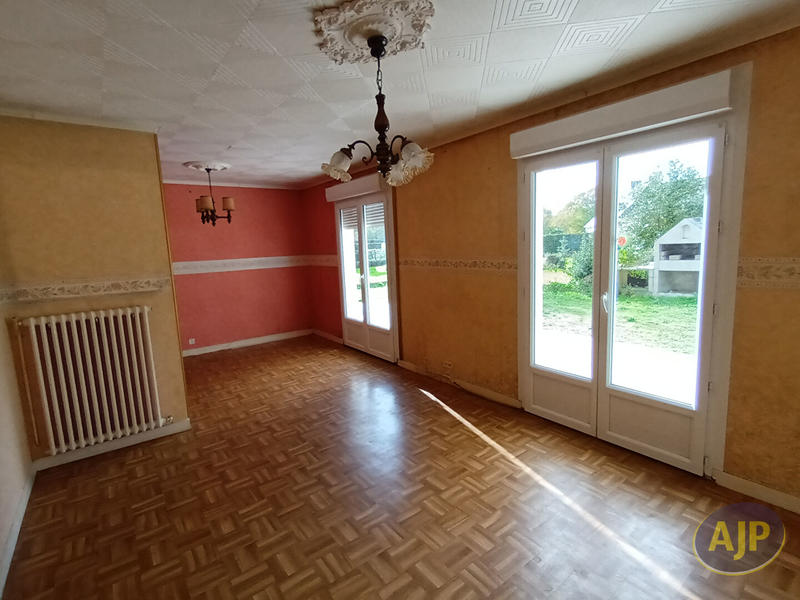 Maison - 102 m² - 5 pièces