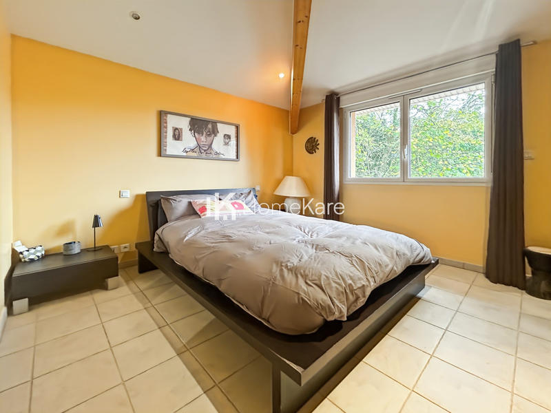 Maison - 185 m² - 7 pièces