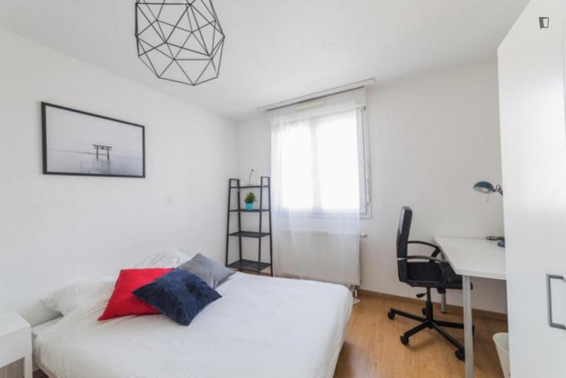 Chambre - 17 m² - 4 pièces