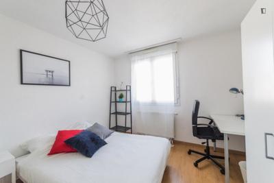 Chambre - 17 m² - 4 pièces