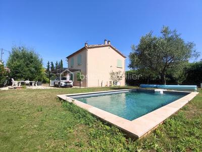 Villa - 117 m² - 7 pièces