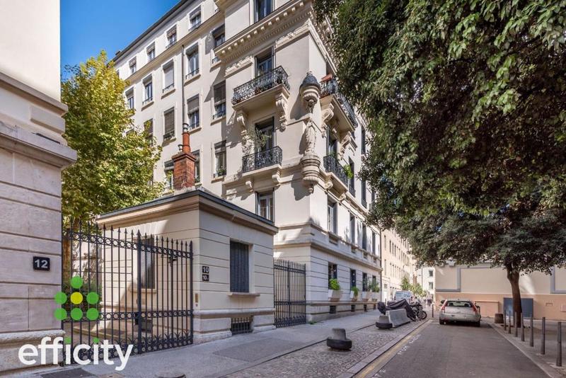 Appartement - 110 m² - 4 pièces