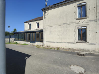 Maison - 229 m² - 8 pièces