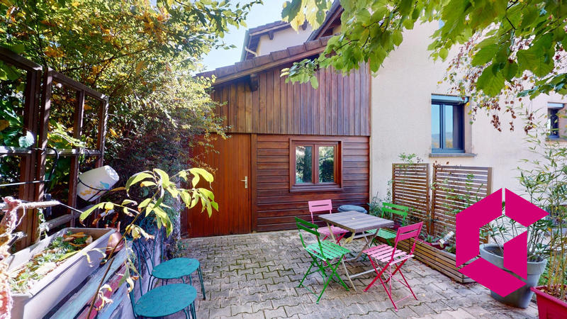 Maison - 143 m² - 6 pièces