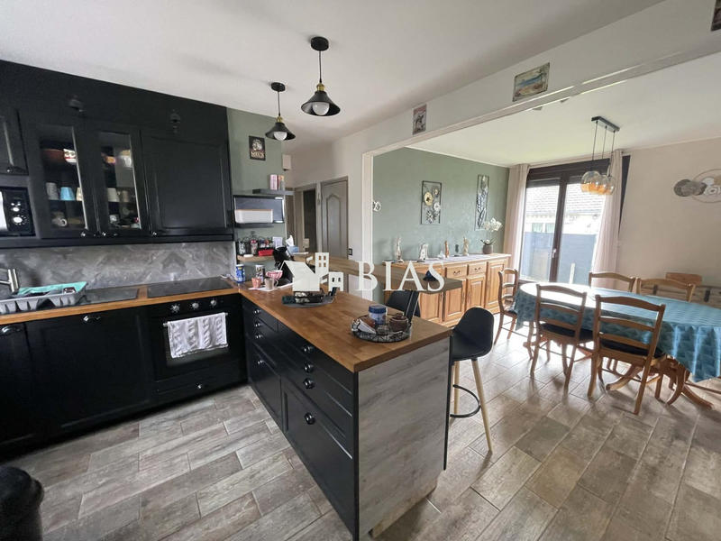 Maison - 73 m² - 4 pièces