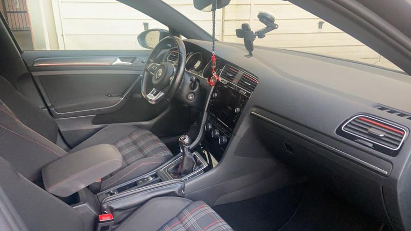 Volkswagen Golf VII 2.0 Tsi 230 Gti