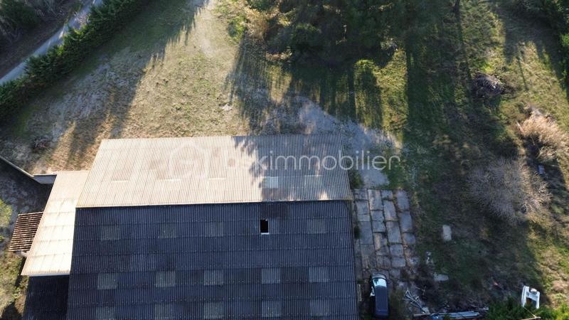 Maison de campagne - 400 m² - 1 pièce