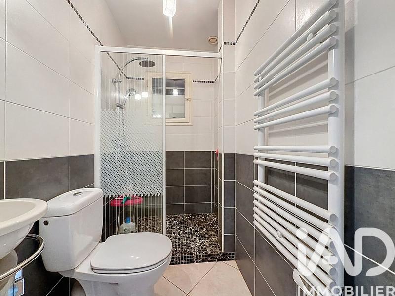 Maison - 145 m² - 7 pièces