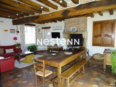 Maison - 211 m² - 7 pièces