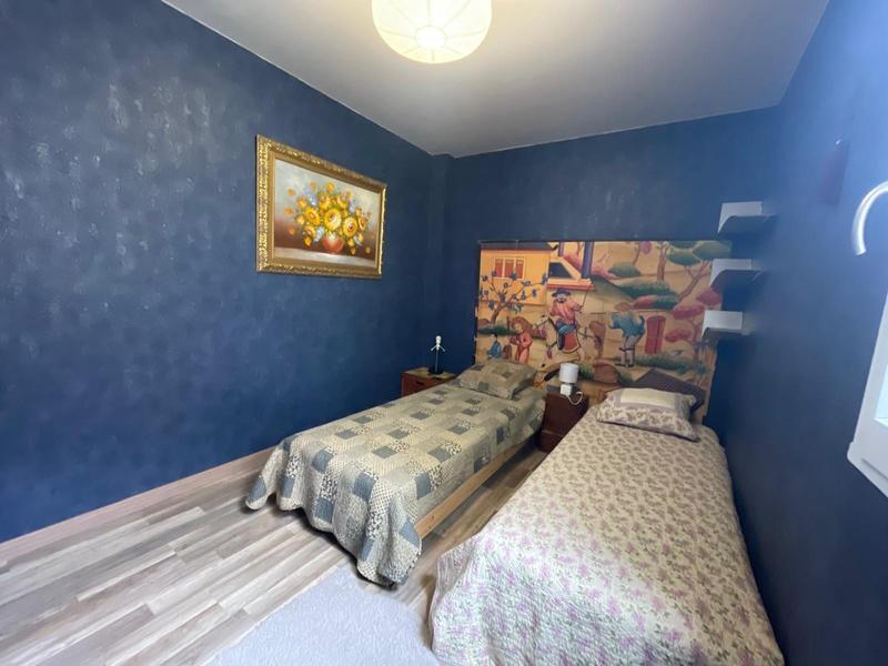 Appartement - 85 m² - 3 pièces