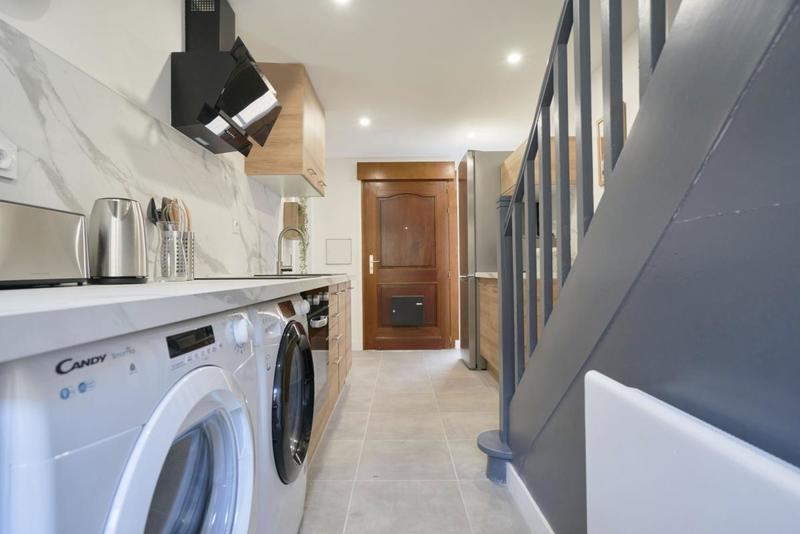 Maison - 94 m² - 6 pièces