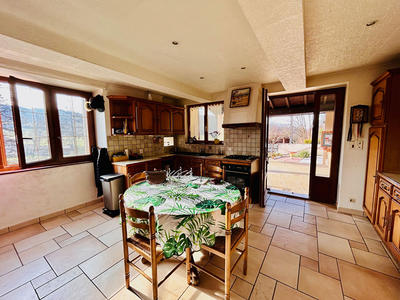 Maison - 165 m² - 6 pièces