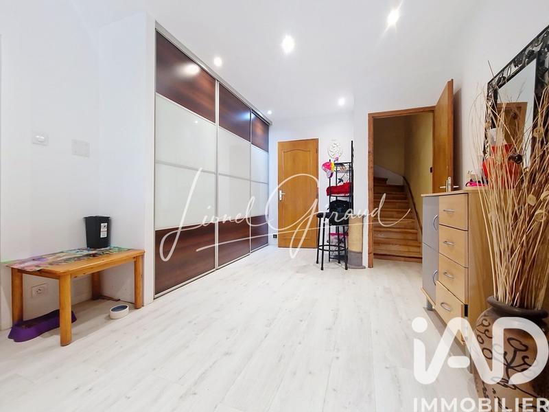 Maison - 147 m² - 8 pièces