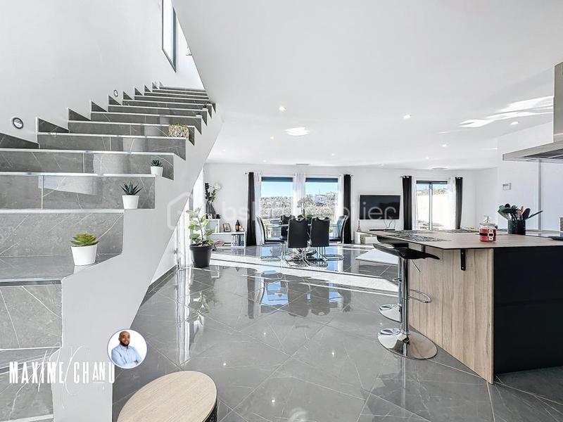 Maison - 100 m² - 4 pièces