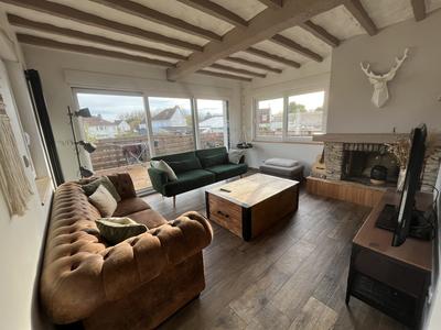 Maison - 137 m² - 6 pièces