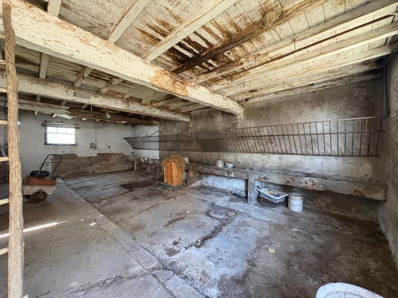 Maison - 400 m² - 4 pièces