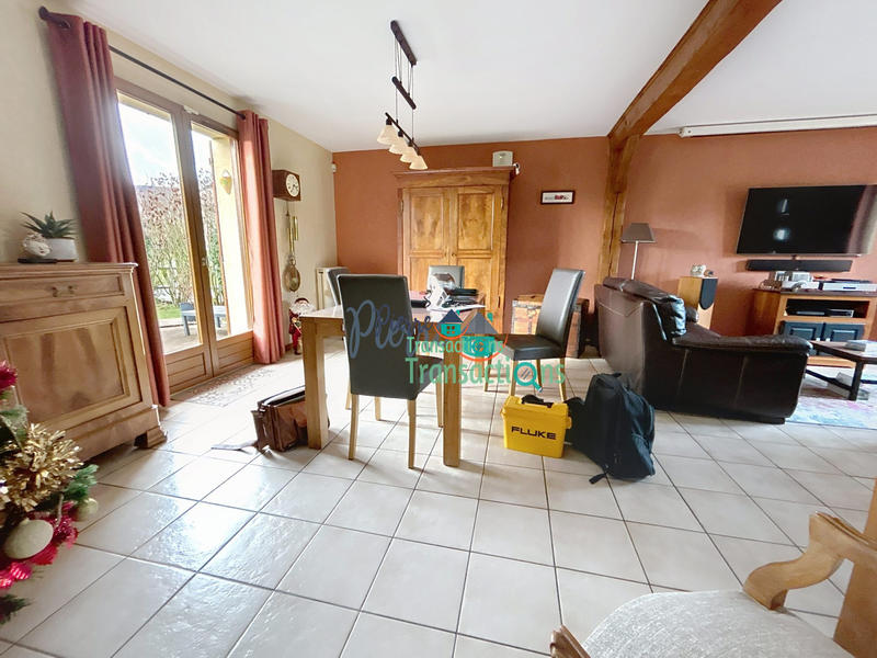Maison - 104 m² - 5 pièces