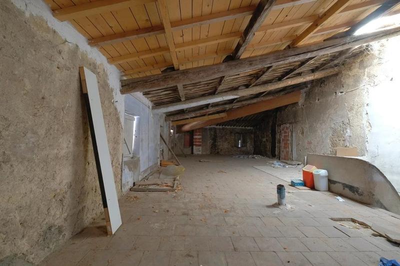 Appartement - 180 m² - 6 pièces