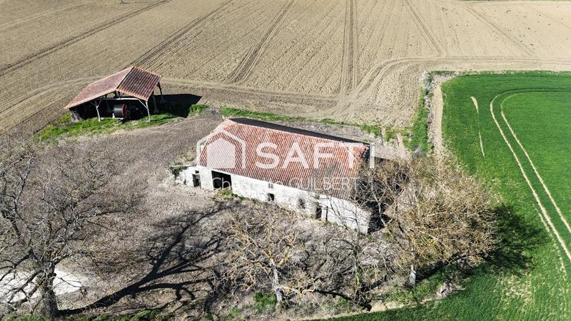 Maison - 288 m² - 3 pièces