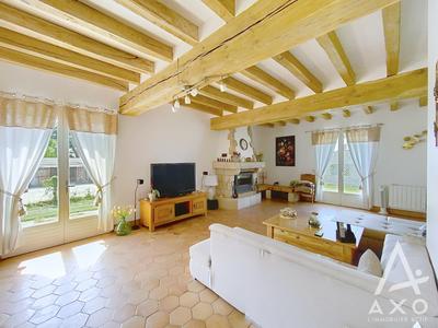 Maison - 204 m² - 8 pièces