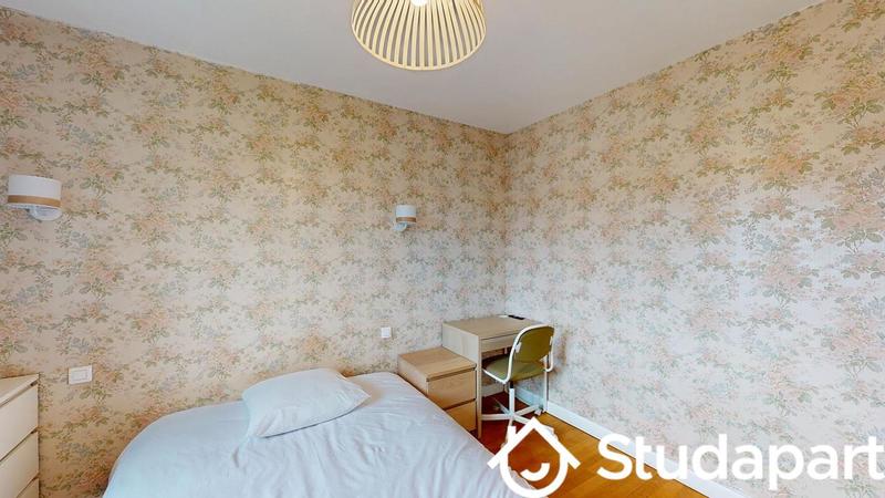 Chambre - 112 m² - 1 pièce