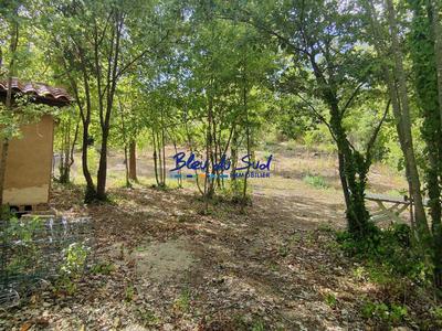 Terrain constructible - 1 370 m²