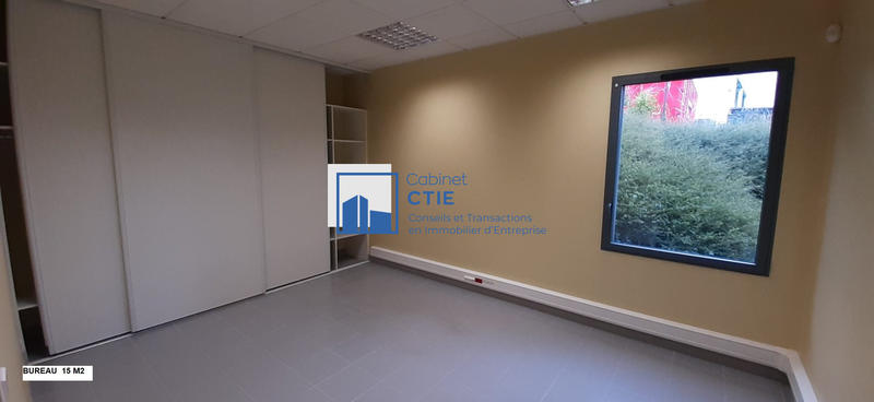 Bureau - 193 m²