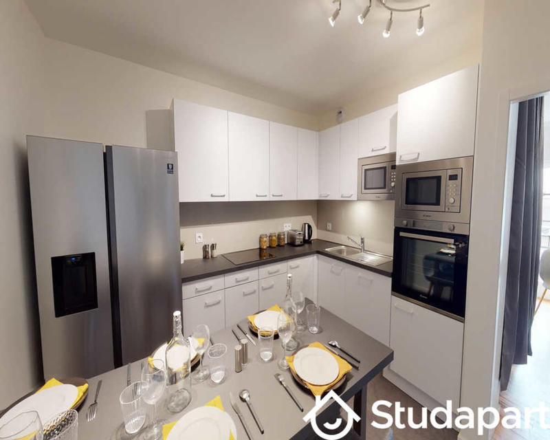 Chambre - 120 m² - 1 pièce